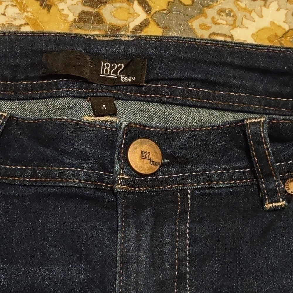 1822 Denim shorts - Picture 6 of 8